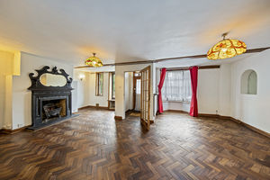 Reception Room- click for photo gallery